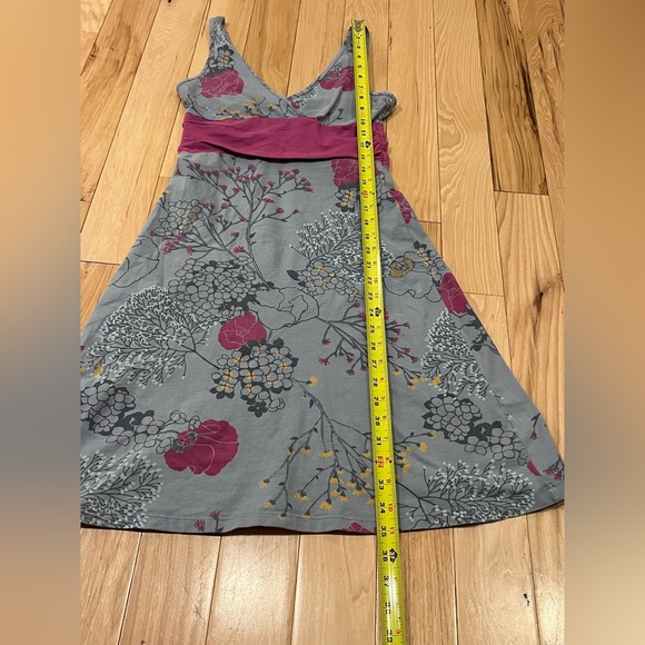 Patagonia Grey and Purple Floral Margot Sleeveless Dress - Women’s Size XS - Picture 5 of 5